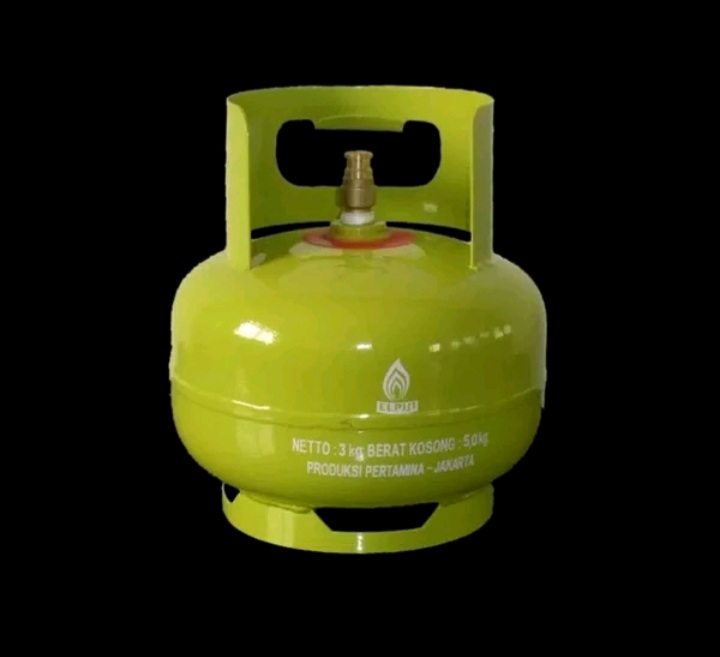 Rakyat Makin Terpuruk, Gas Elpiji 3 Kg Langka di Majene