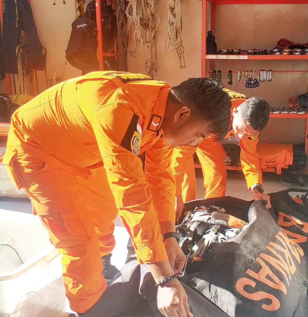 Tim SAR Mamuju Bergerak Cepat Mencari Korban yang Hilang di Laut