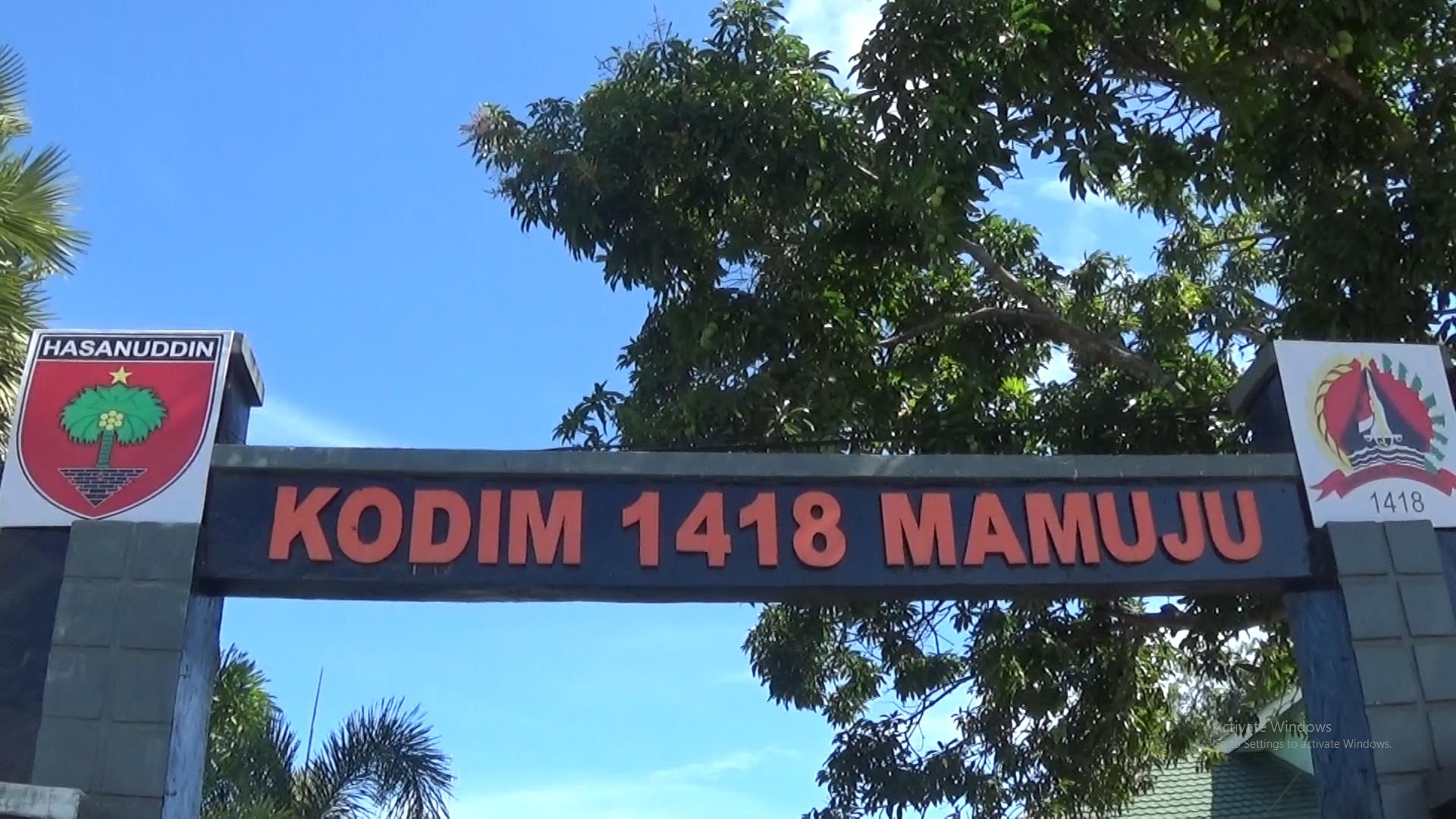 Kodim 1418 Mamuju Edukasi Masyarakat Menggunakan Masker
