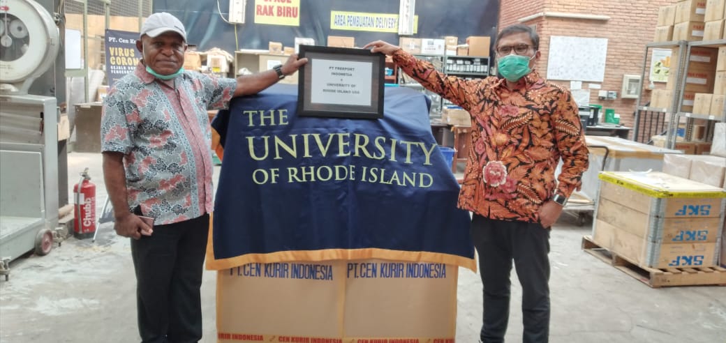 URI Amerika Bantu 70 Ventilator untuk Papua Tiba di Bandara Halim