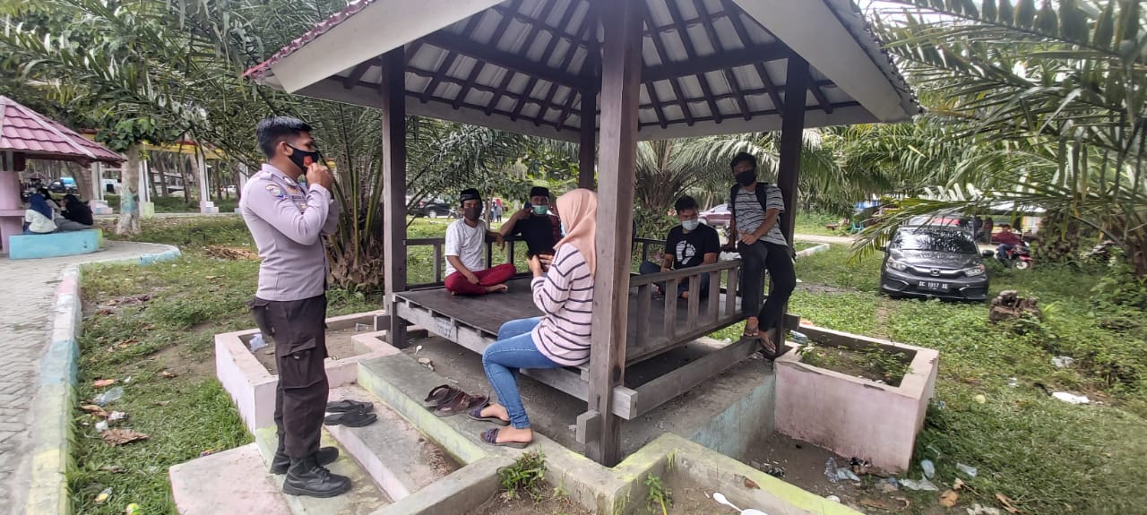 Warga Desa Kalola Diimbau Tetap Gunakan Masker di Tempat Rekreasi