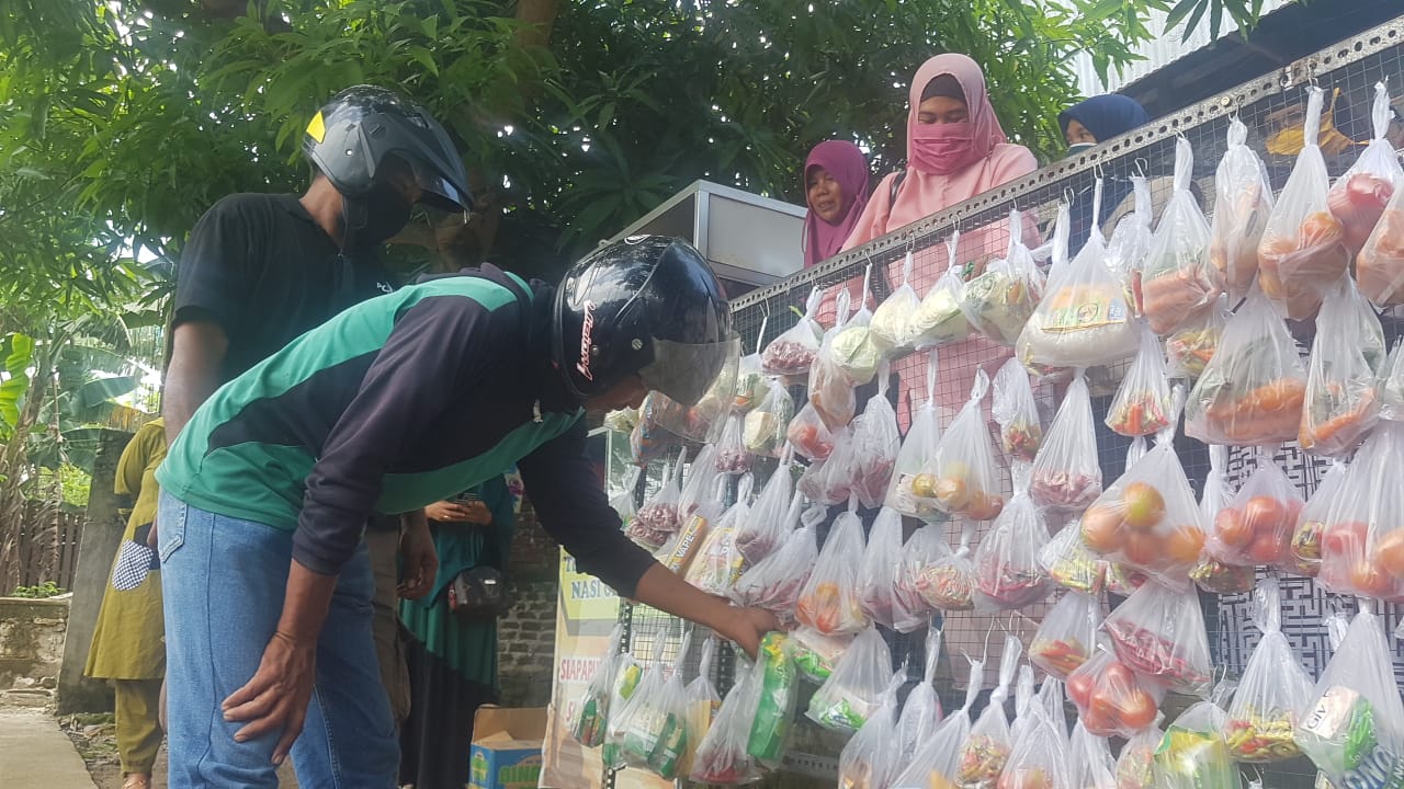 Inspiratif, Emak-Emak Launching Jaring Berbagi Untuk Meringankan Sesama