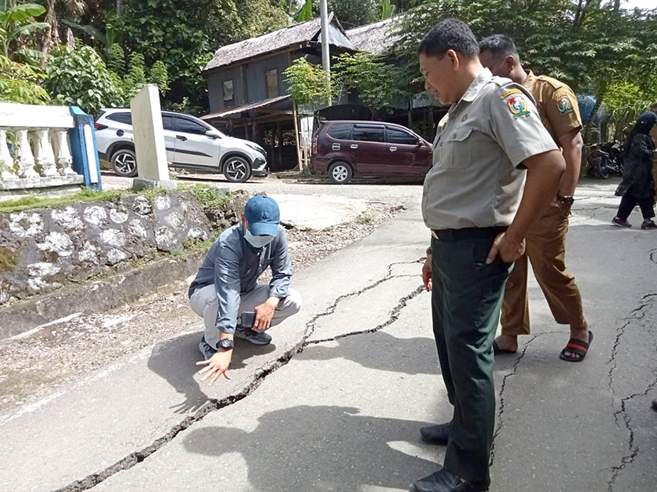 Tanah Bergerak Diperkirakan Sepanjang Satu Kilometer, Dosen Unsulbar: Waspada dan Perlu Mitigasi