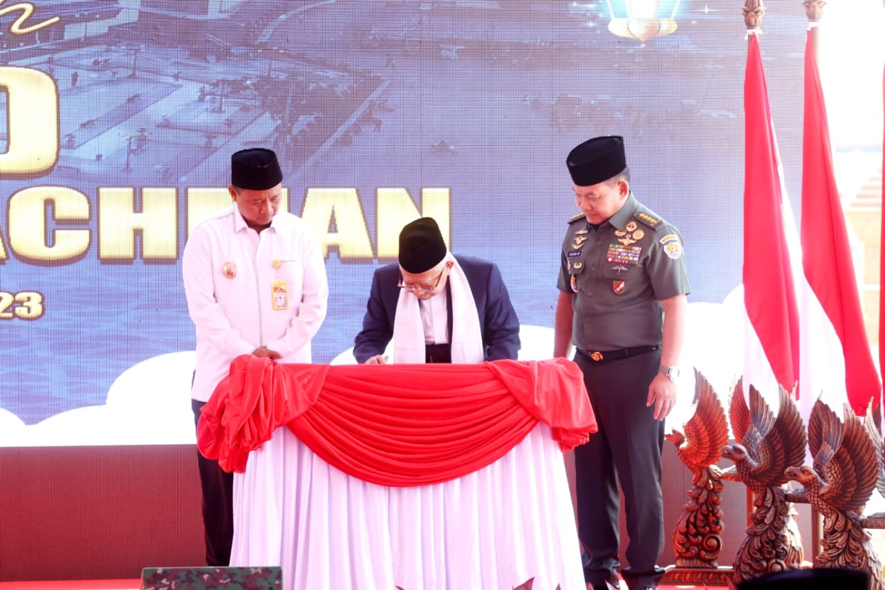 MUI dan DPR Apresiasi KSAD Jenderal Dudung Bangun Mesjid Syarif Abdurahman Cirebon