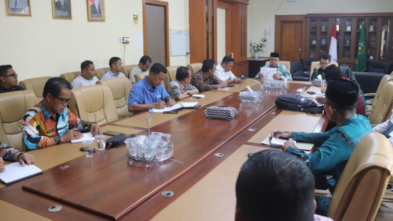 Kakanwil Kemenag Sulbar Gelar Rapat Evaluasi Penilaian Mandiri Zona Integritas dan Pemantapan Penilaian Pendahuluan Calon Pilot Project WBK