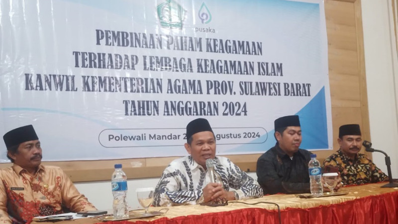 Wilayah Kemenag Sulbar Ajak Lembaga Agama Cegah Aliran Sesat Kemenag Sulbar Ajak Lembaga Agama Cegah Aliran Sesat