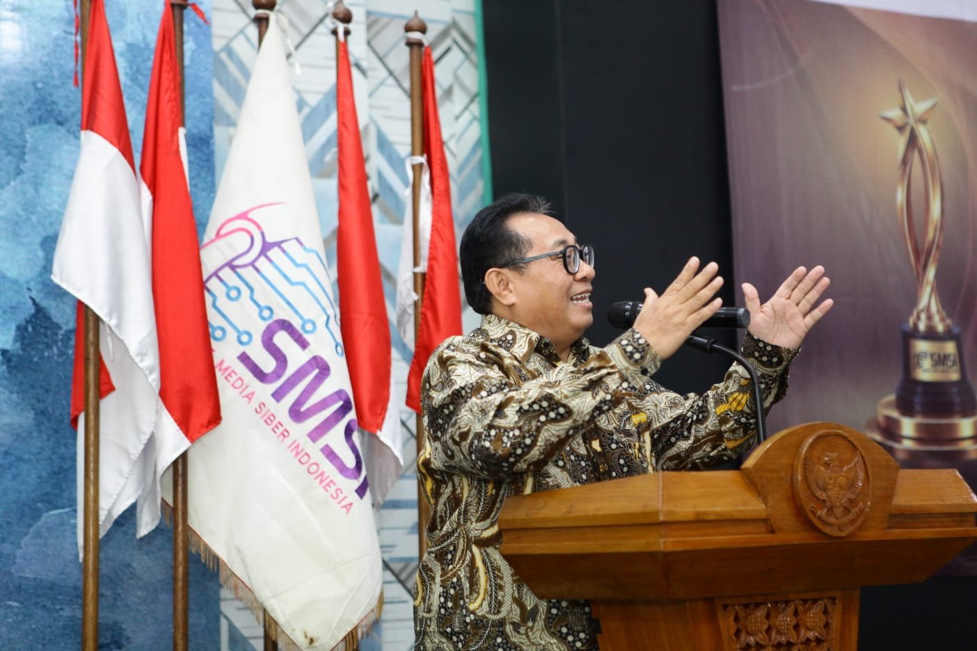 Ketum SMSI Firdaus: Pers Merdeka Kunci Demokrasi Sehat, 16 Tokoh Diganjar Anugerah 2026